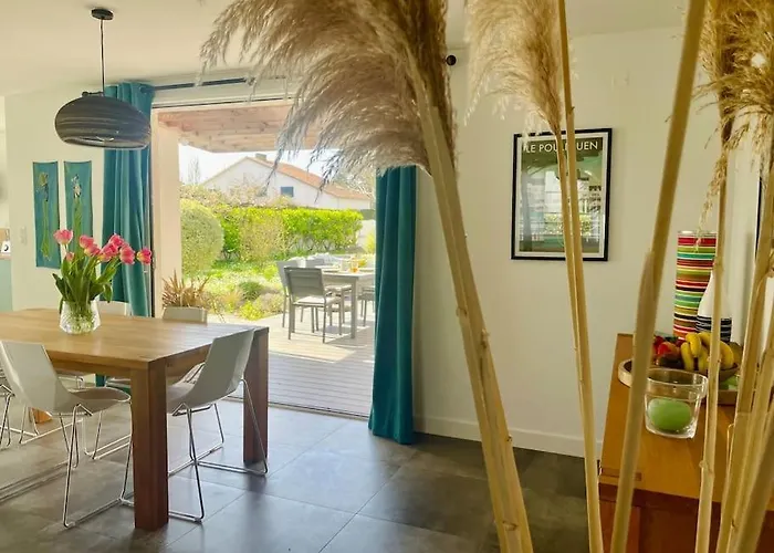 Holiday home Les Coquelicots *